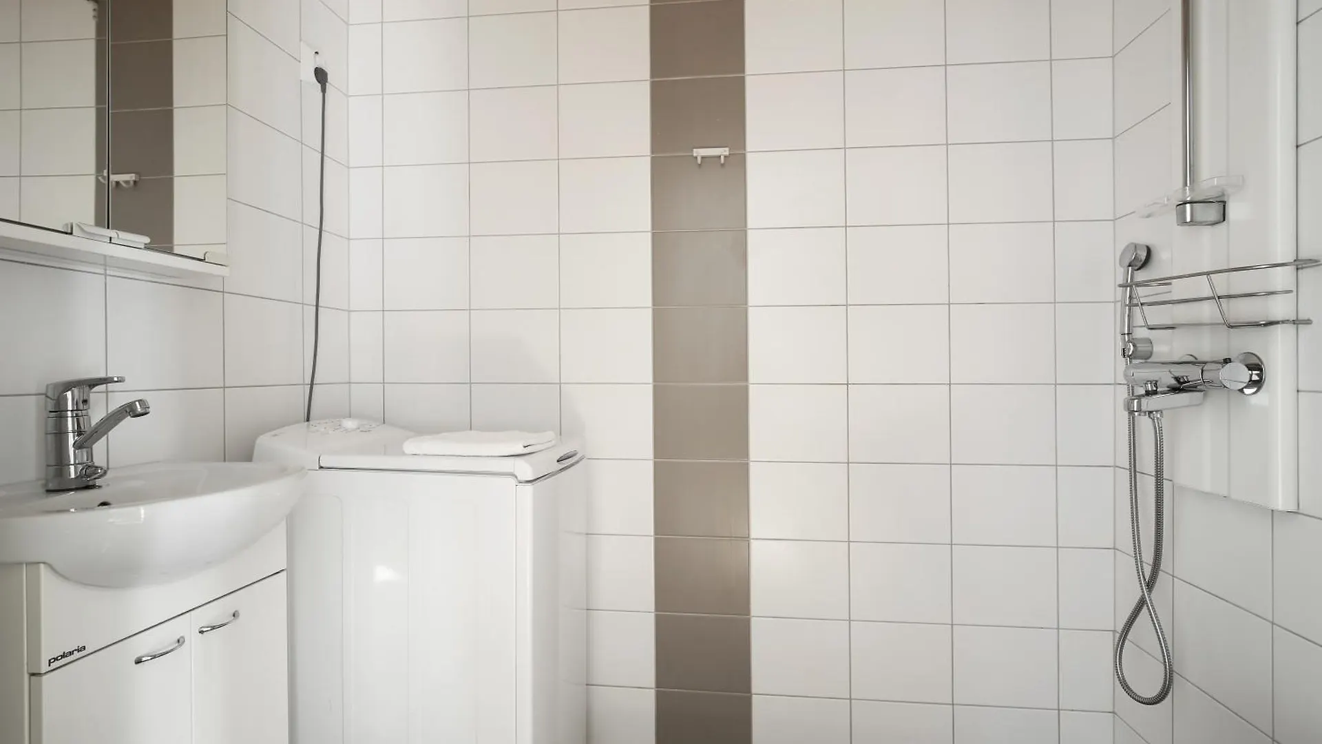 Kotimaailma Apartments Kamppi - 1Br In The City Center Helsinki